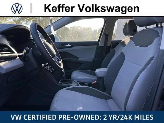 Certified Used 2023 Black Volkswagen 1.5T SE image 14