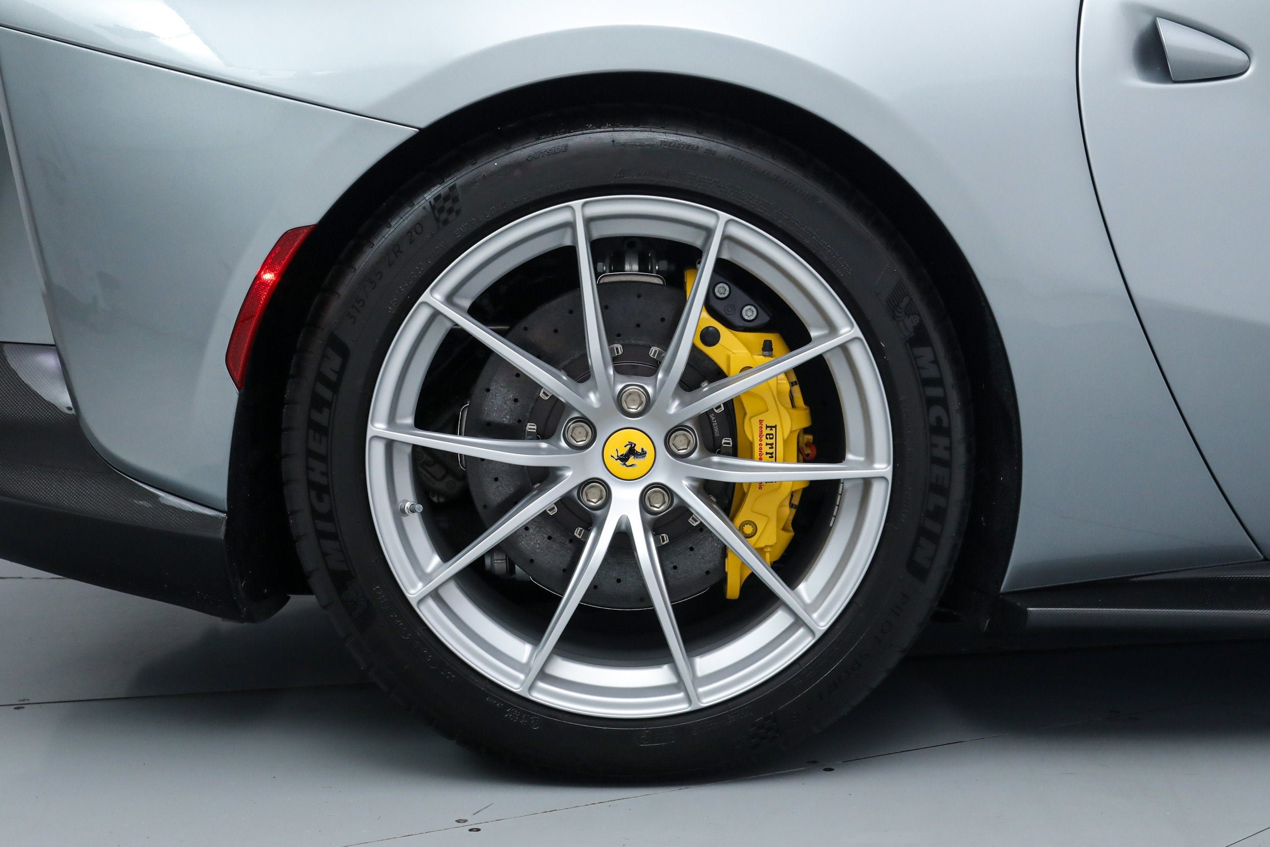 Certified Used 2023 Grigio Titanio Metall Ferrari  image 41