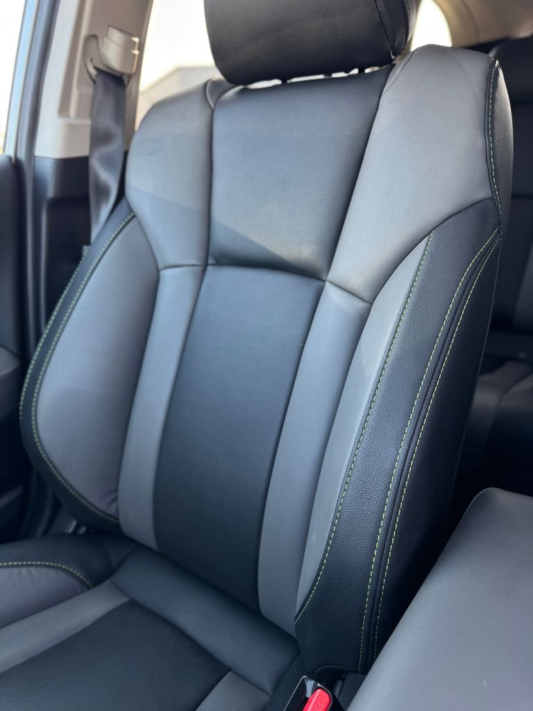 Used 2020 Ice Silver Metallic Subaru Onyx Edition XT image 32