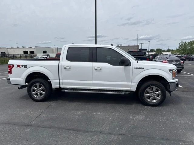 Used 2019 White Ford  image 2