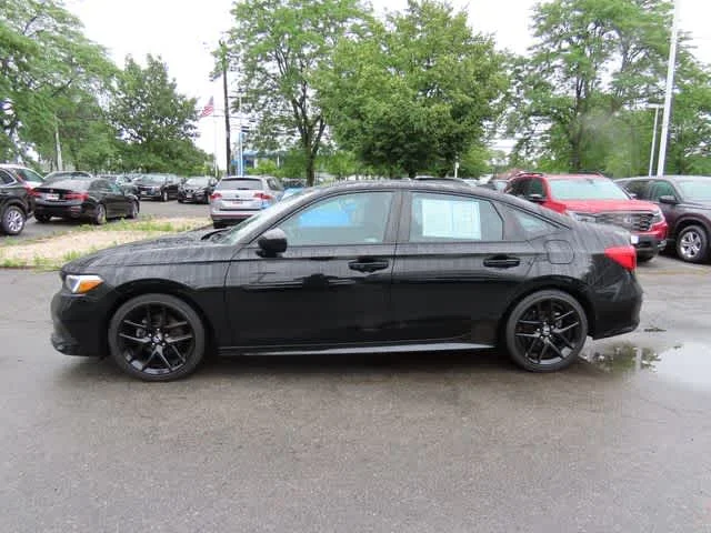 Certified Used 2022 Crystal Black Pearl Honda Sport image 3
