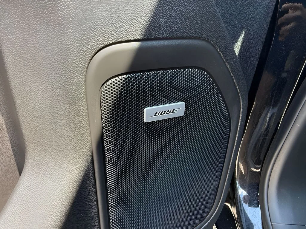 Used 2022 Black GMC Denali image 11