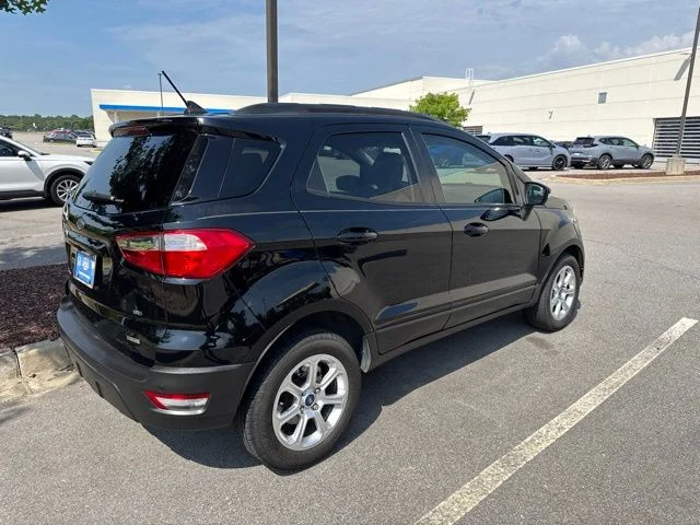 Used 2018 Shadow Black Ford SE image 6