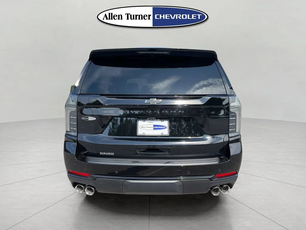 2026 Chevrolet Suburban Z71 - Photo 5
