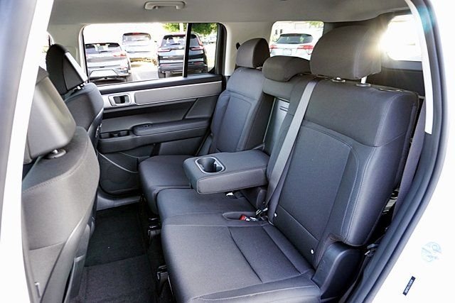 New 2026 White Hyundai SE image 19