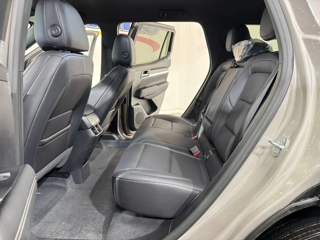 New 2027 Riverstone Metallic GMC Elevation image 10