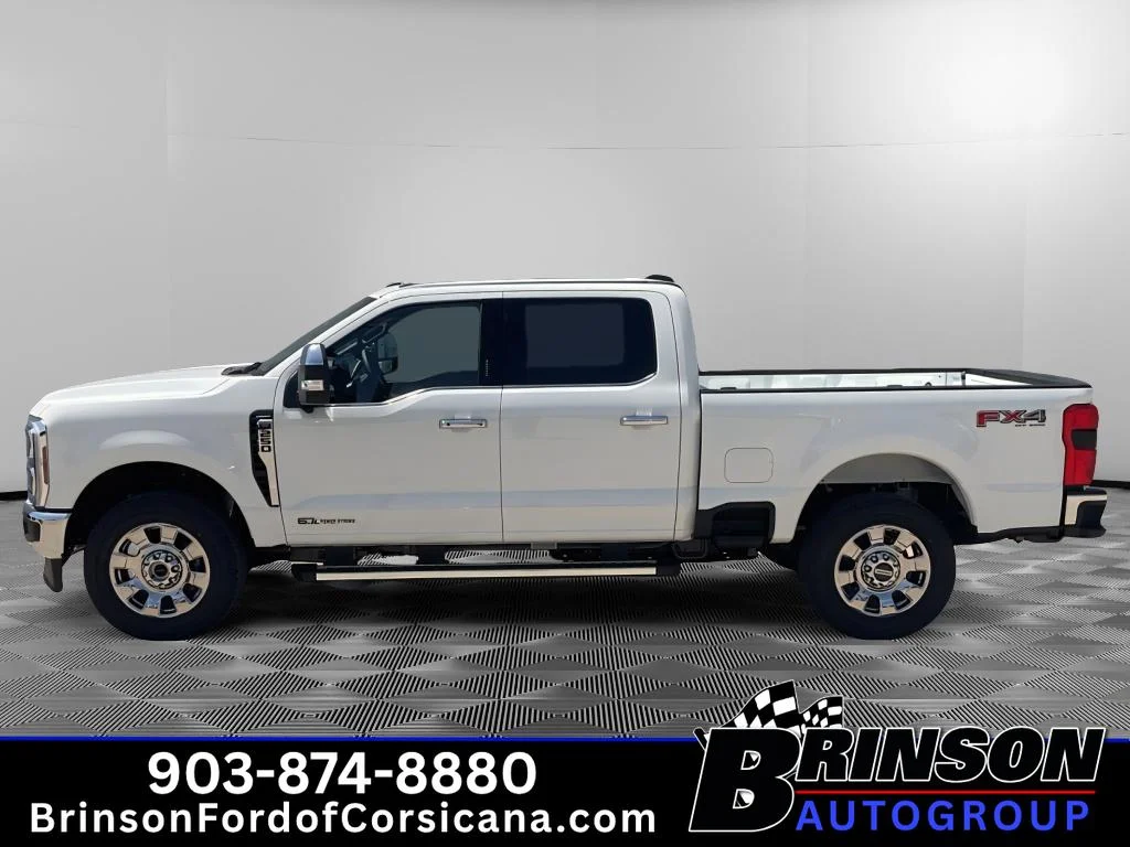 New 2026 Star White Metallic Tri-Coat Ford F-250® Lariat® image 3