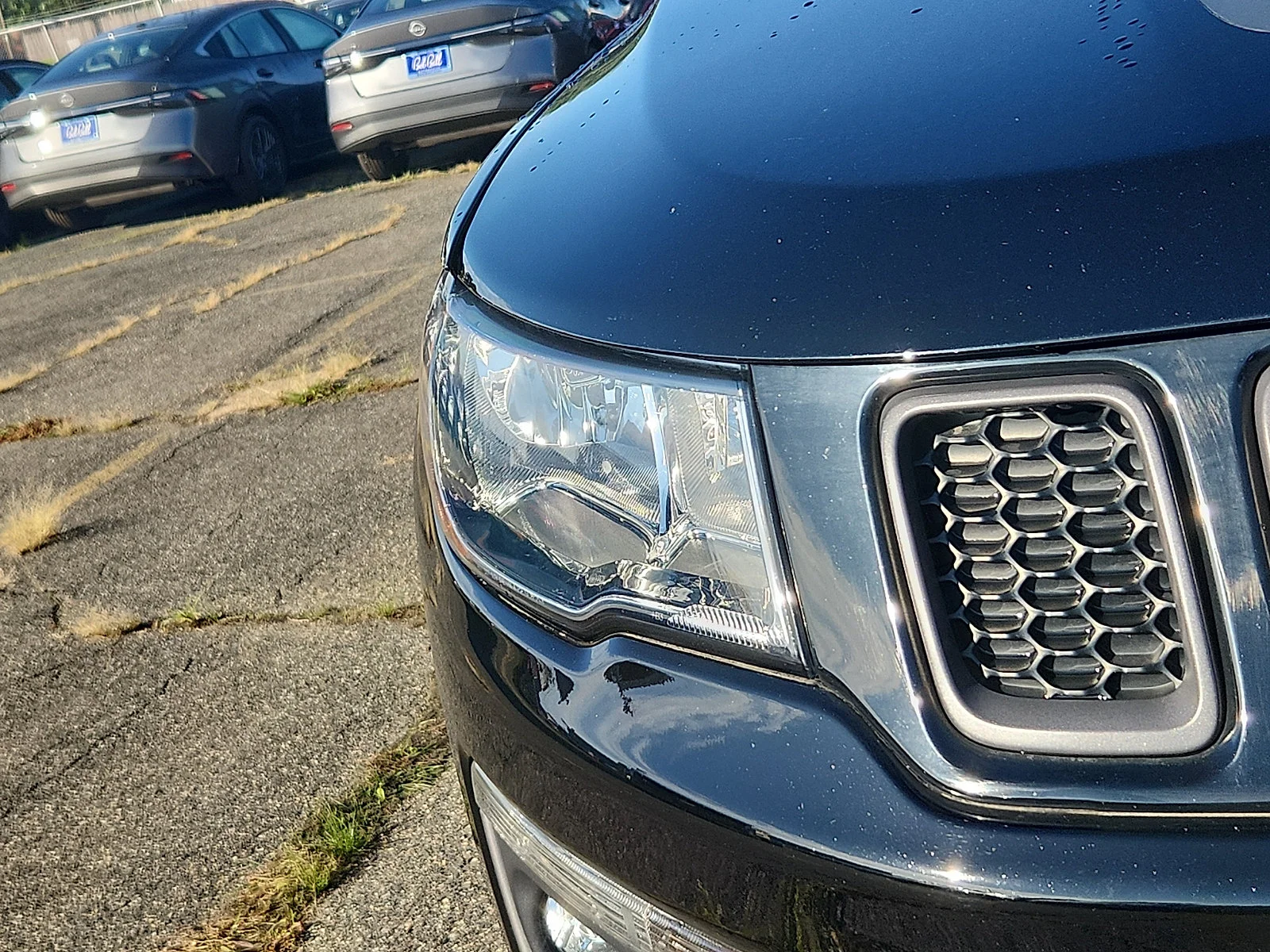 Used 2021 Diamond Black Jeep Trailhawk image 9