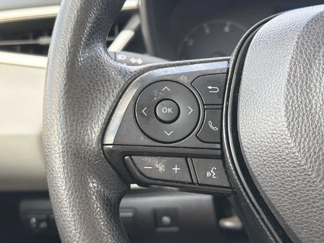 Used 2023 White Toyota LE image 28