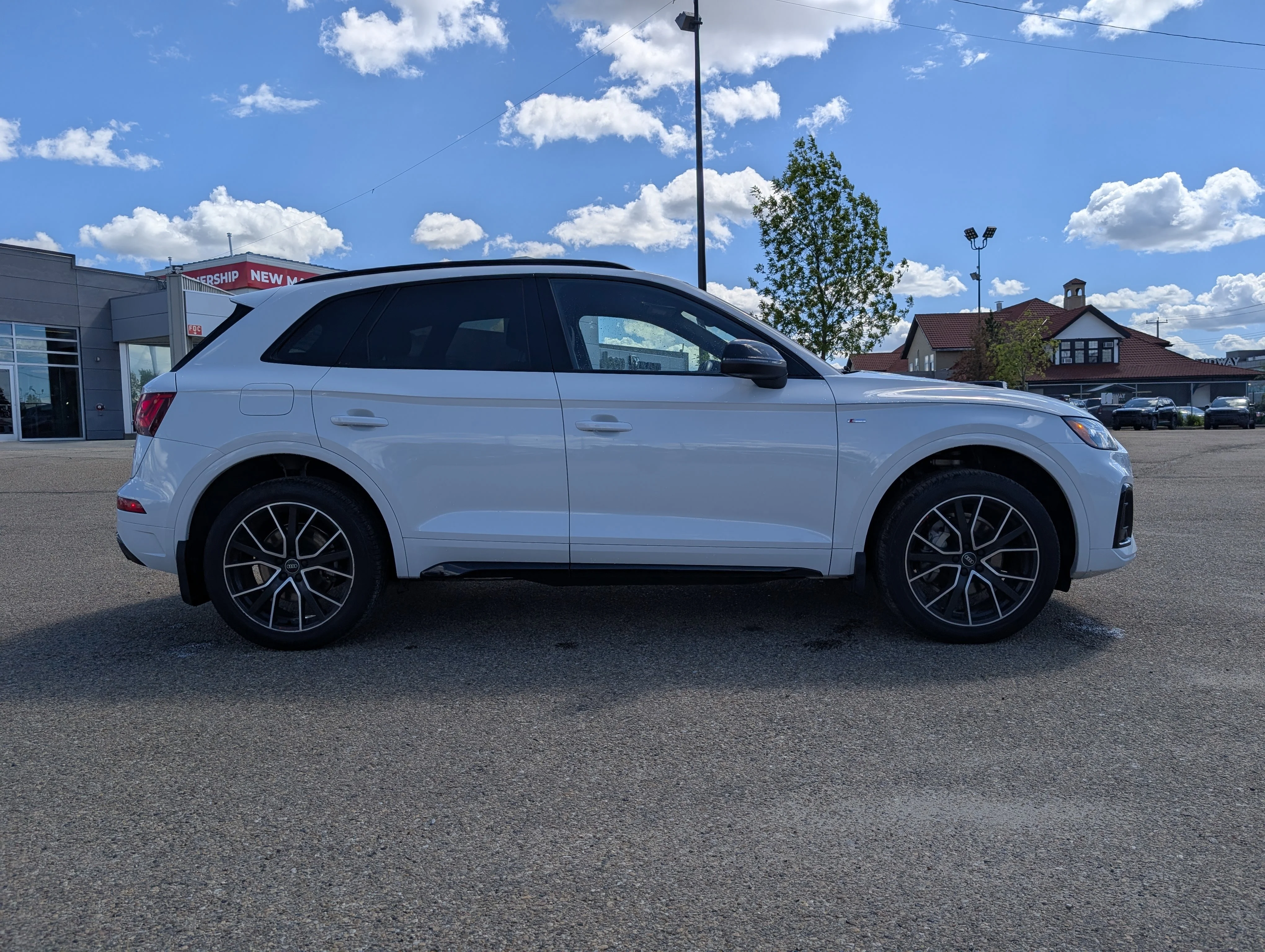 Used 2023 Ibis White Audi Technik image 8