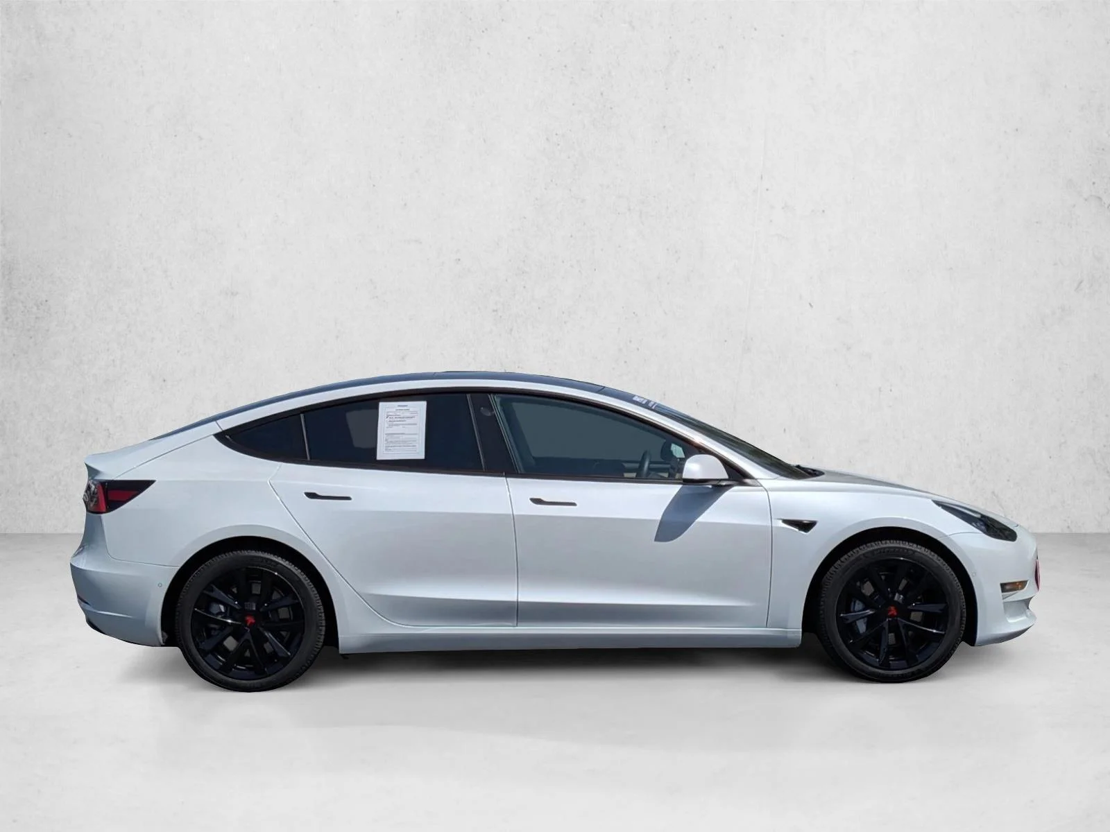 Used 2022 Pearl White Multi-Coat Tesla Long Range image 4