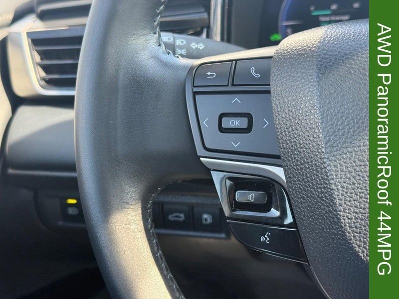 Certified Used 2025 Pearl Toyota XSE image 16