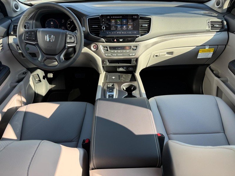 New 2026 Platinum White Pearl Honda RTL image 7