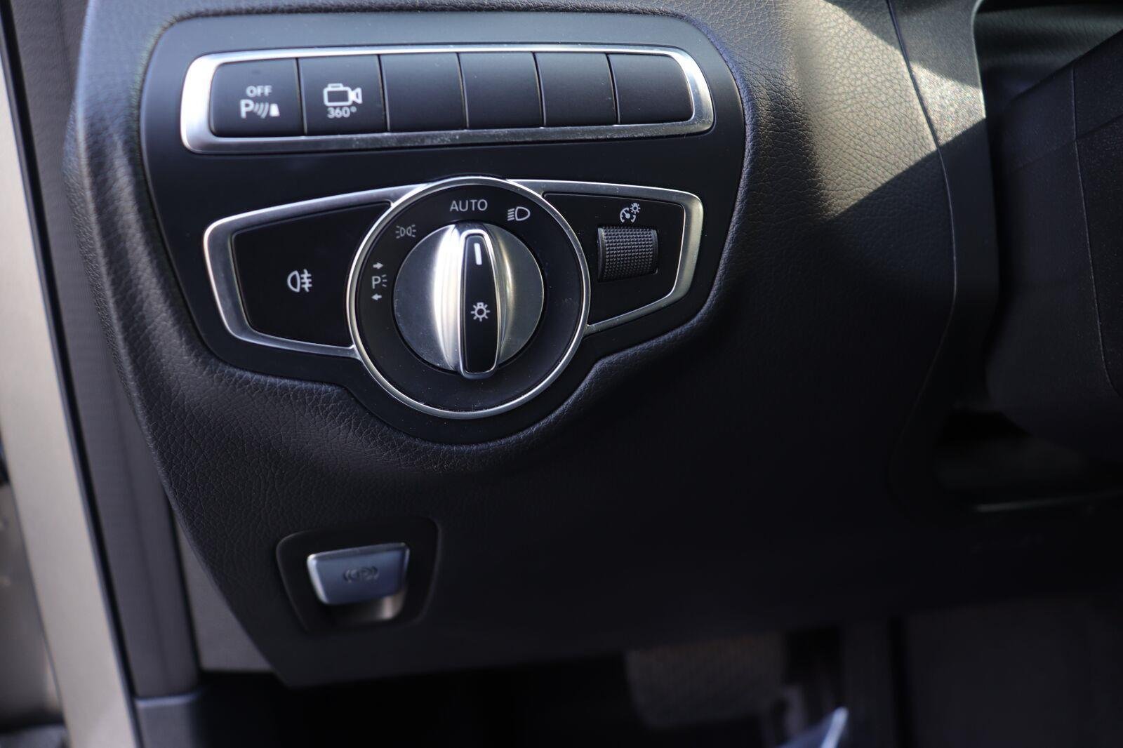 Used 2019 Mojave Silver Metallic Mercedes-Benz GLC 300 image 22