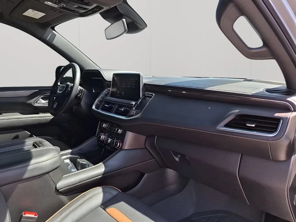 2024 GMC Yukon AT4 - Photo 20