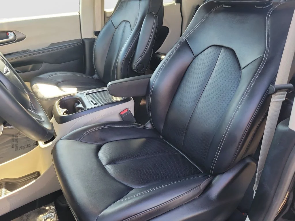 Certified Used 2024 Black Chrysler Touring L image 13