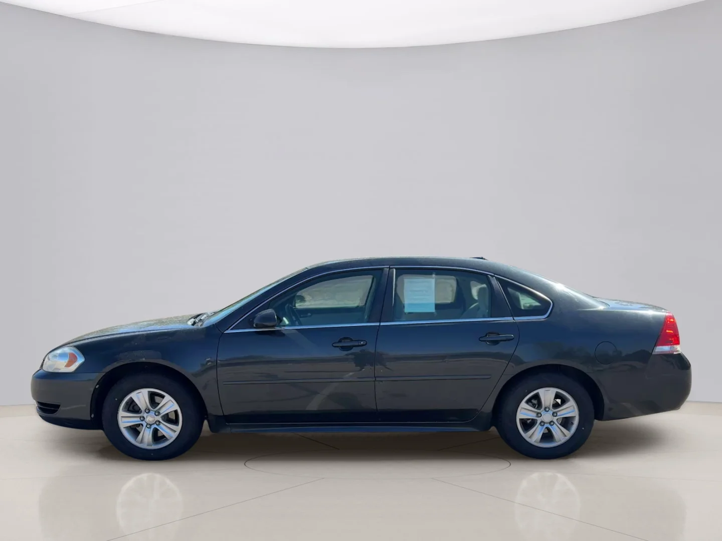 Used 2013 Gray Chevrolet LS image 2