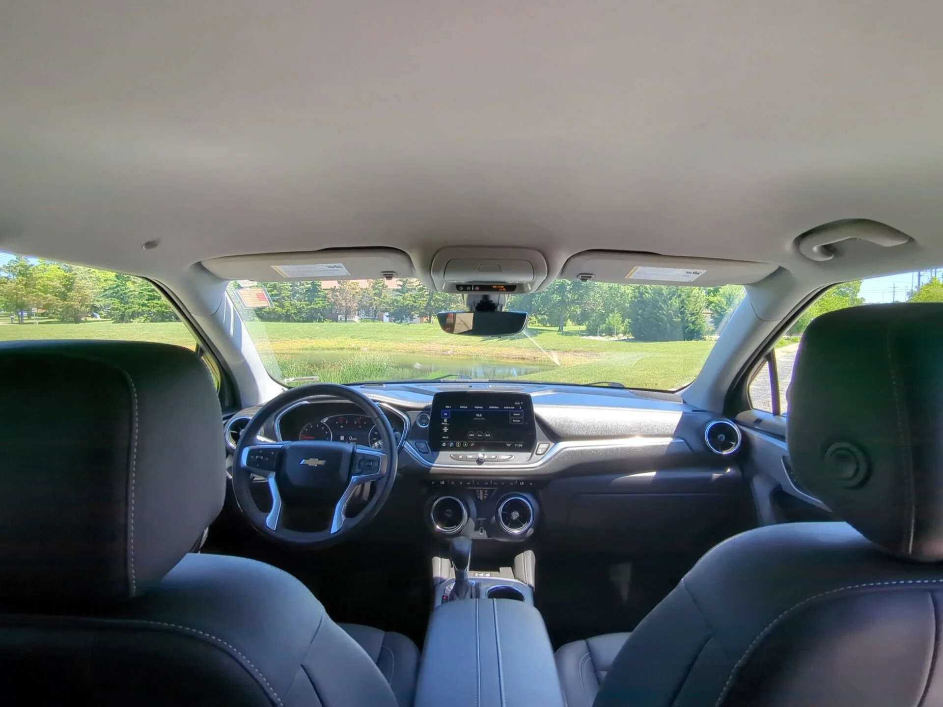 Used 2023 Black Chevrolet 3LT image 13