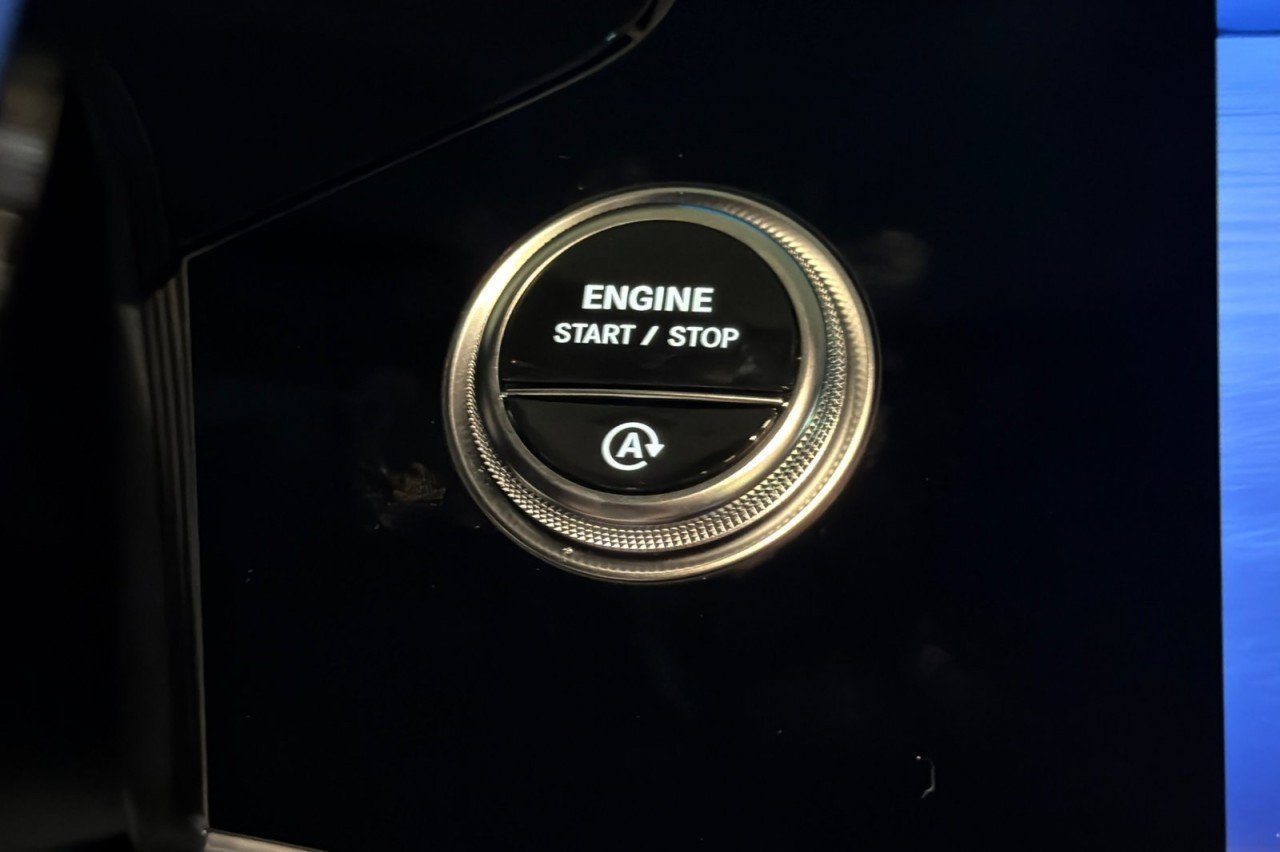 New 2027 Obsidian Black Metallic Mercedes-Benz S 580 4MATIC® Sedan image 20