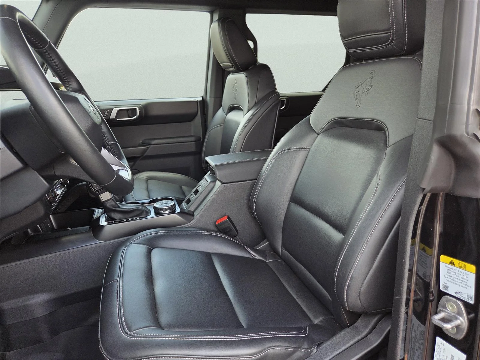 Used 2025 Shadow Black Ford Badlands image 16