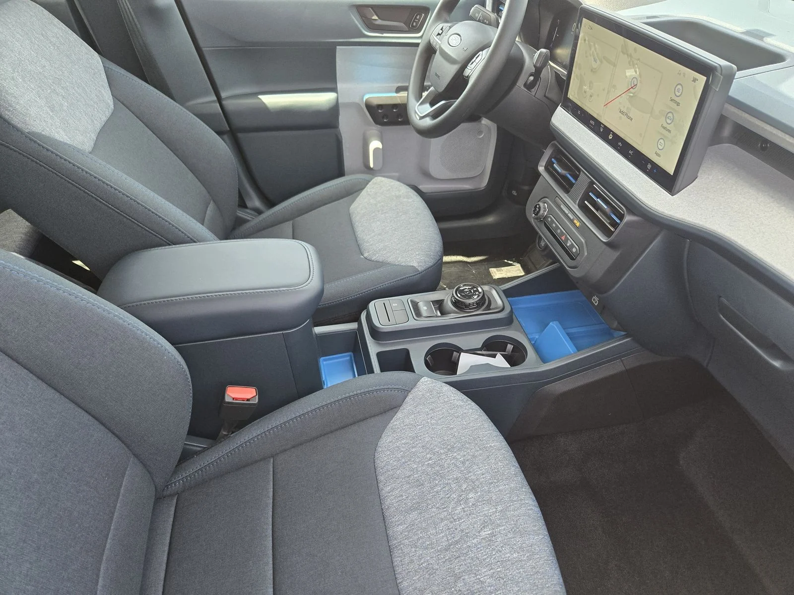 New 2026 Shadow Black Ford XLT image 9