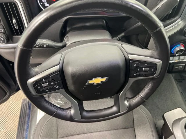 Used 2022 Blue Chevrolet LT image 19