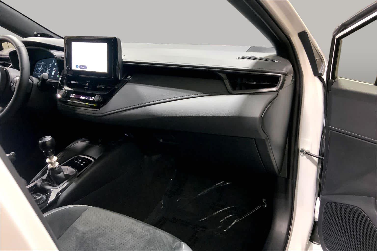 Used 2025 Ice Cap Toyota Premium image 37