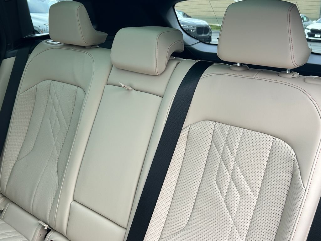 Used 2026 Alpine White BMW 30 xDrive image 33