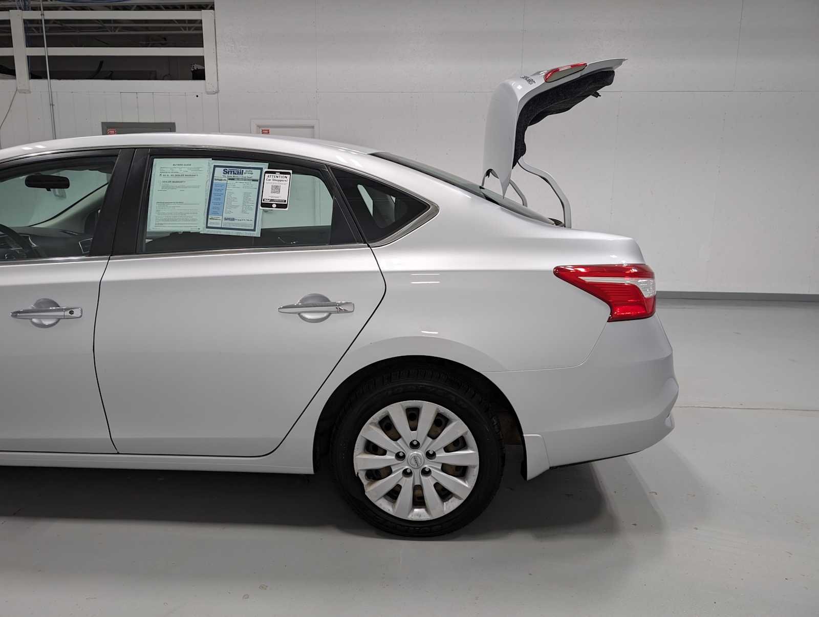 Used 2017 Brilliant Silver Nissan S image 8