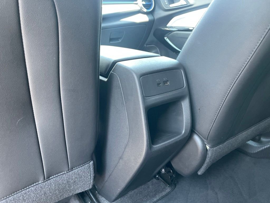 Used 2025 Red Chevrolet LT image 28