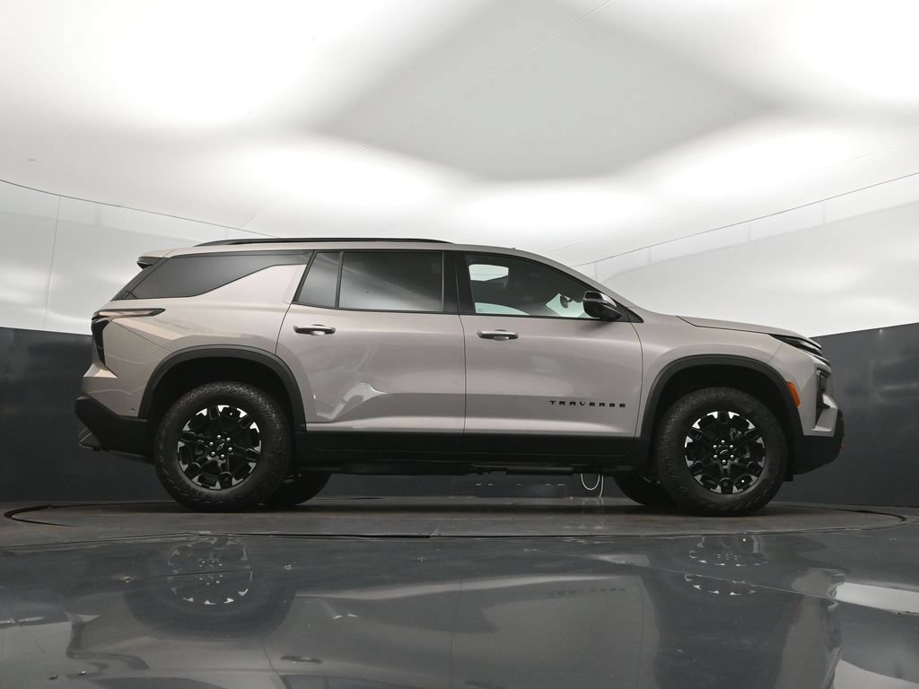 2027 Chevrolet Traverse Z71 - Photo 43