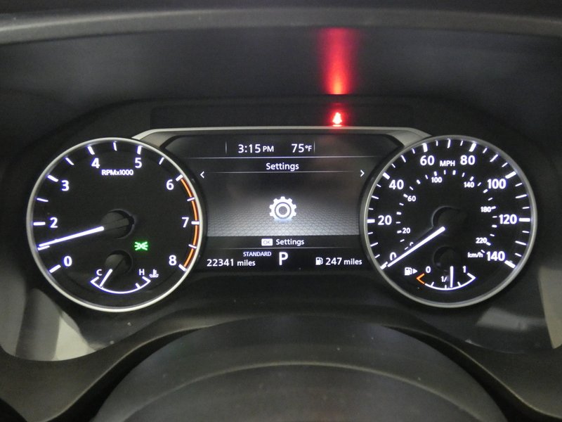 Used 2023 WHITE Nissan FWD SL image 18