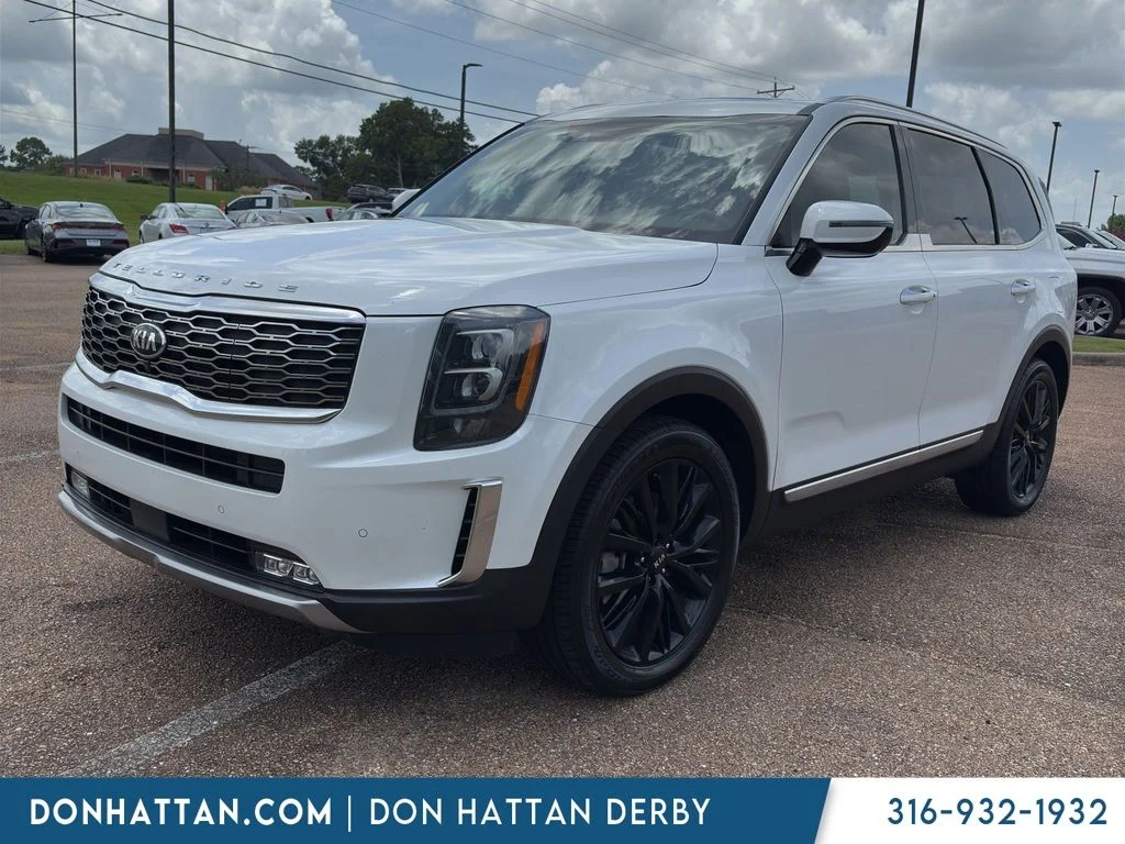 Used 2020 White Kia SX image 1