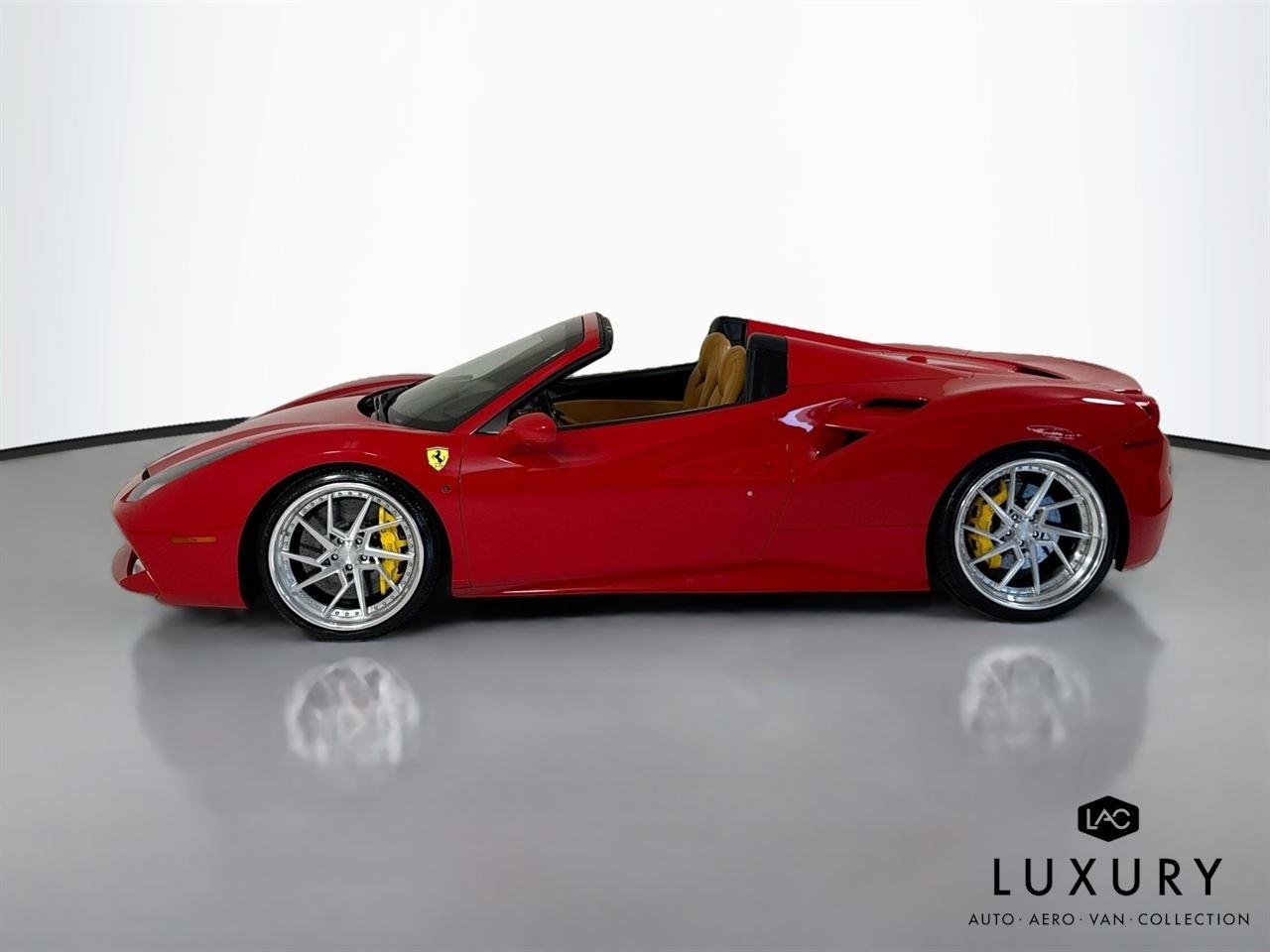 Used 2017 Rossa Corsa Ferrari  image 9