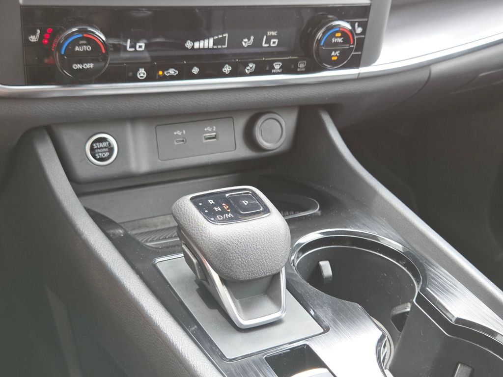 Used 2023 Gray Nissan SV image 26
