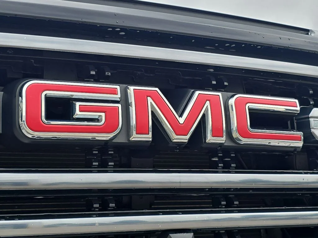 Certified Used 2022  GMC AT4 image 32