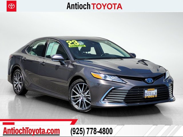 2023 Toyota Camry Hybrid XLE