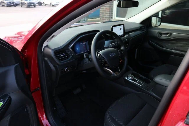 New 2026 Rapid Red Metallic Tinted Clearcoat Ford Active® image 17