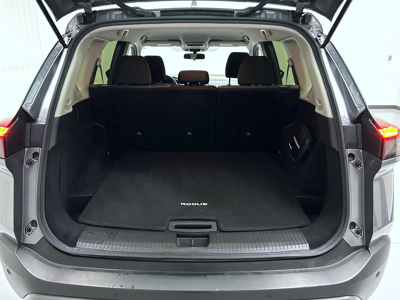 Certified Used 2023 Gray Nissan SV image 21