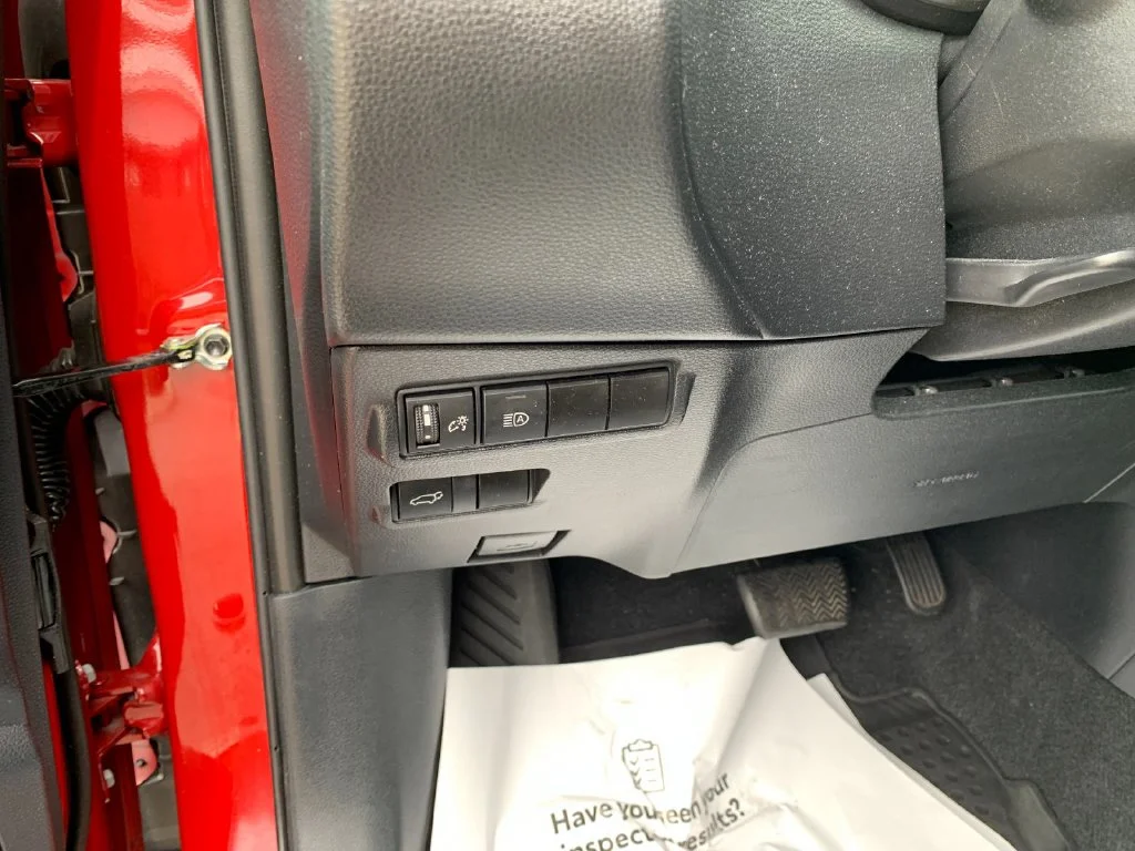 Used 2024 Red Toyota XLE image 31