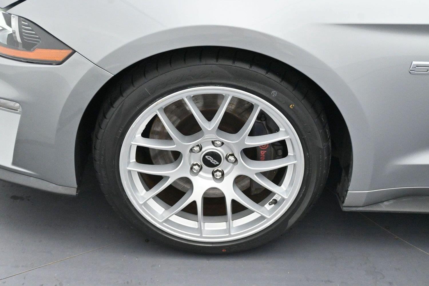Used 2020 Iconic Silver Ford GT image 29