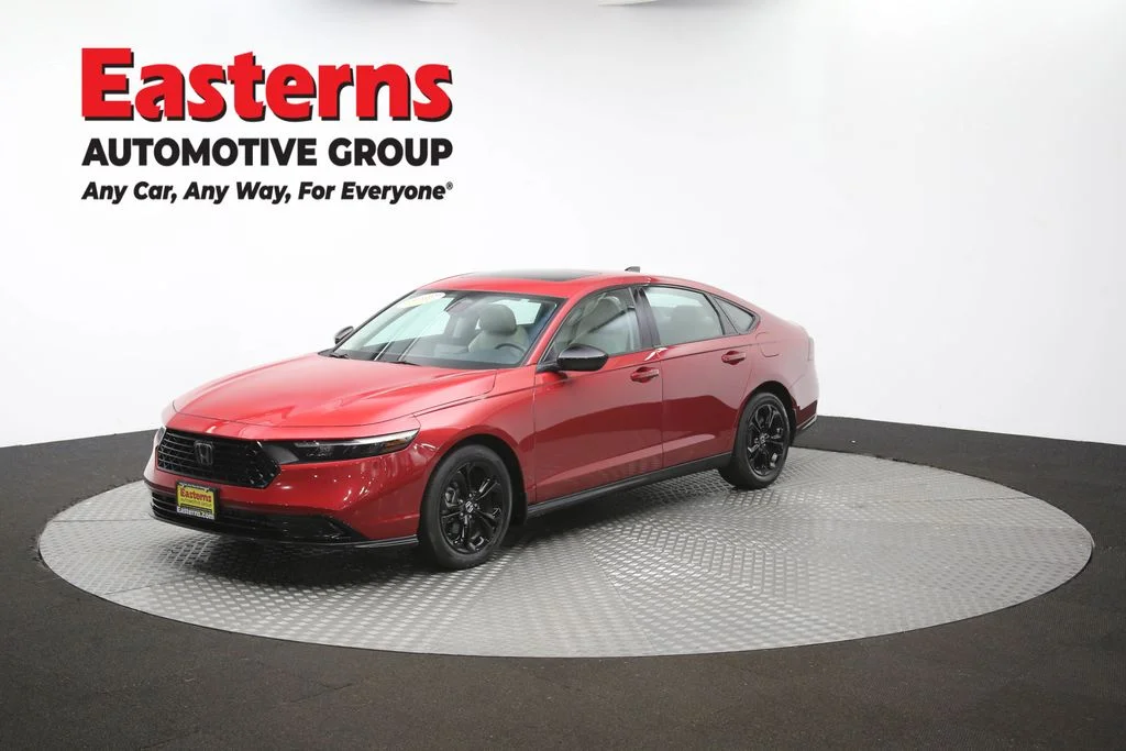 Used 2025 Red Honda SE image 56