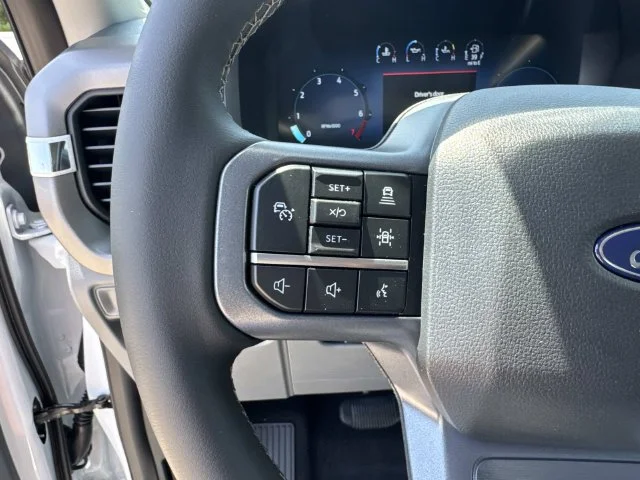 New 2026 Oxford White Ford XLT image 26