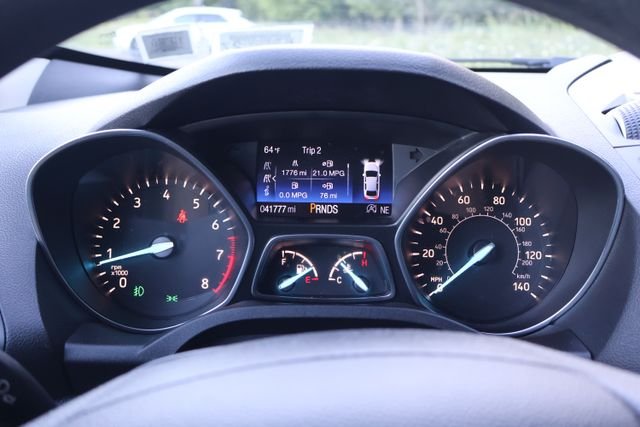 Used 2019 Black Ford SE image 14
