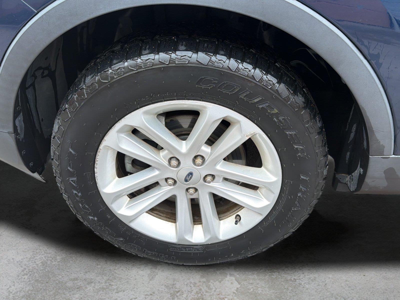Used 2017 Blue Jeans Ford Base image 11