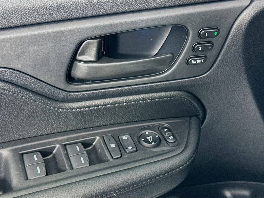 2026 Honda Odyssey EX-L - Photo 24