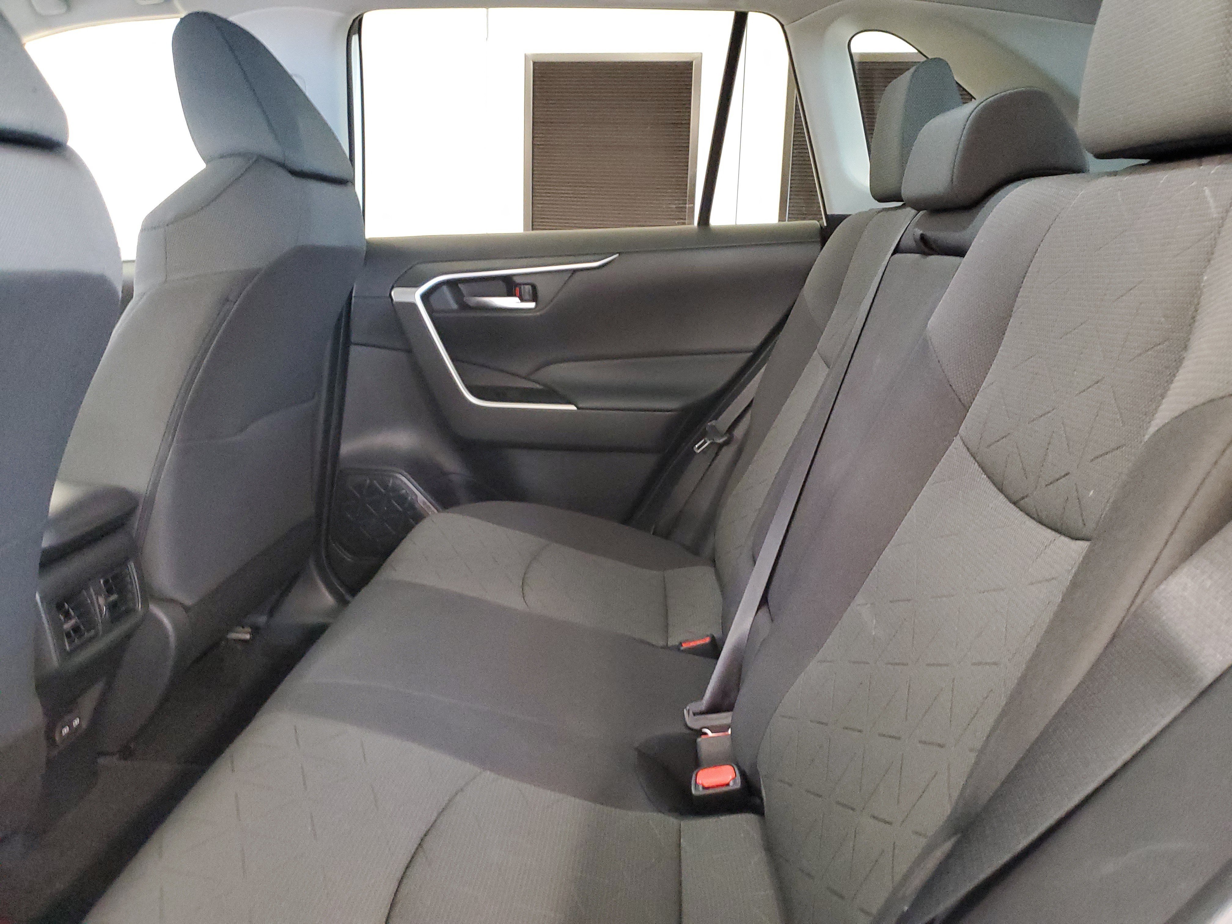 Used 2023 Ice Toyota XLE image 11