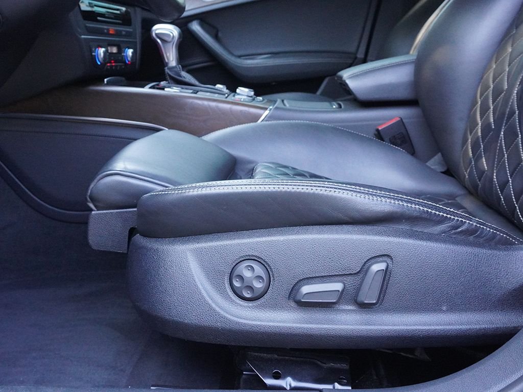 Used 2014 Gray Audi 4.0T Prestige image 32