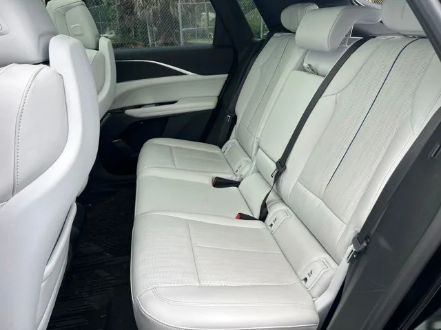 Used 2024 Black Cadillac Luxury image 17