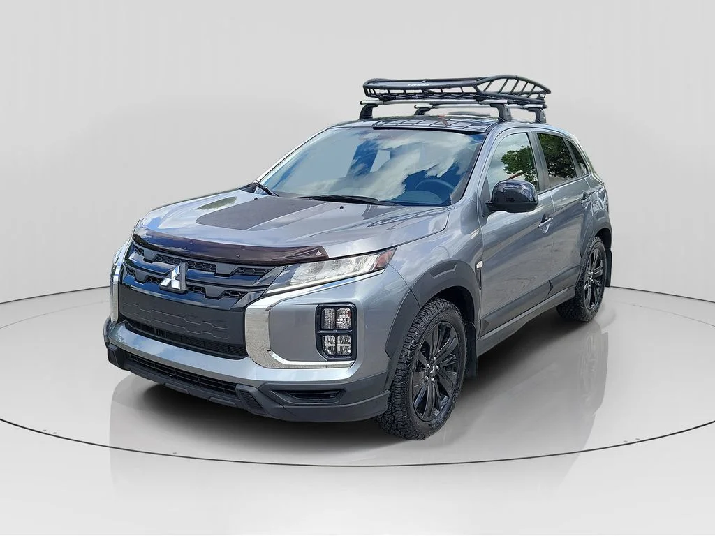Used 2024 Gray Mitsubishi 2.0 Trail Edition image 4